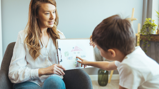 Photo: Dragana Gordic/Adobe Stock|Danikprihodko/Pexels||