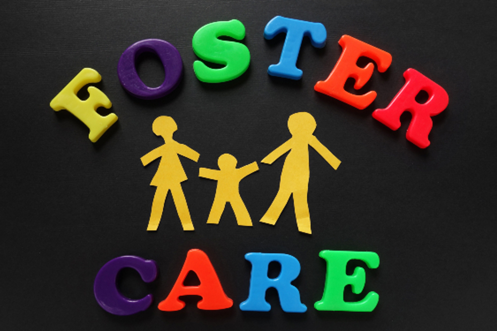 Photo; zimmytws/Adobe Stock|Josh MacAlister (credit: Laurie Noble/House of Commons)